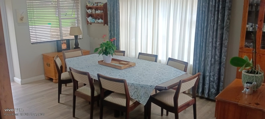 5 Bedroom Property for Sale in Monte Christo Western Cape